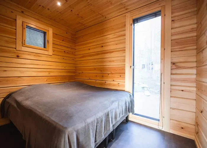 Black Work Levi Aihki * Kittilä